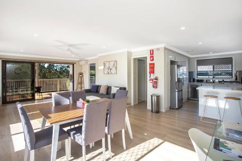 Serenity at Umina Beach Renovated Coastal Retreat in Umina Beach