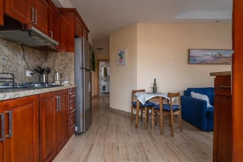 Cocina, Loft con terraza en Santo Domingo in Villa Mella