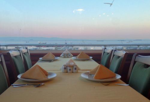 Hotel Erden Sarayevo – Istanbul, FL