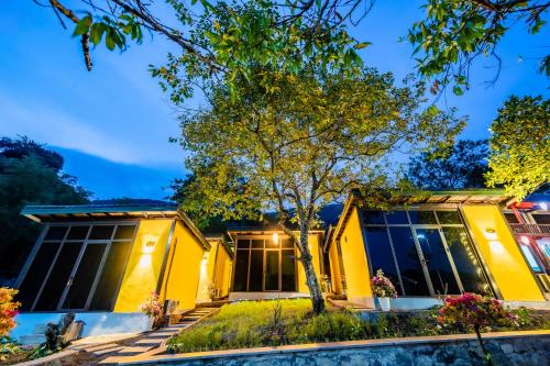 Catba Papillon Garden Bungalow & Resort - 숙소 외관