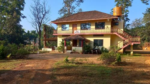 Exterior view, Magod Homestay in Yellapur