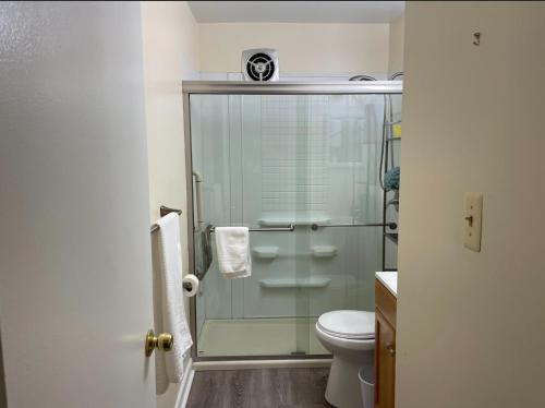 Quiet 2 Bedroom Apartment Condo in the Hampden / Medfield area few minutes to Downtown - Emerald Elite in Baltimore, USA