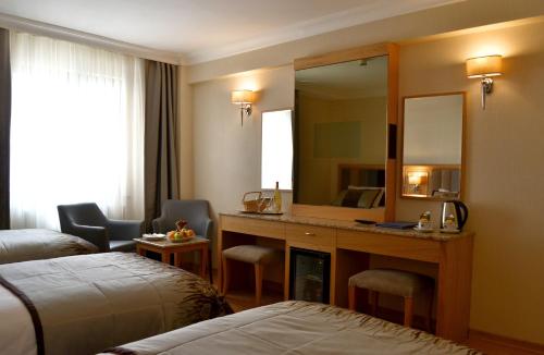 Hotel Erden Sarayevo – Istanbul, FL
