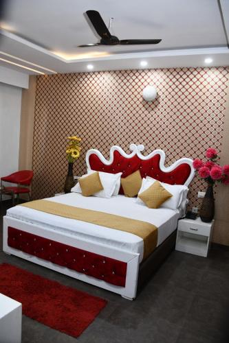 Hotel Royal Comfort Inn in Пинджор