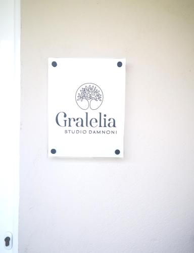 Gratelia Studio Damnoni