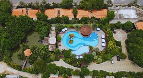 . Try Palace Resort Kep