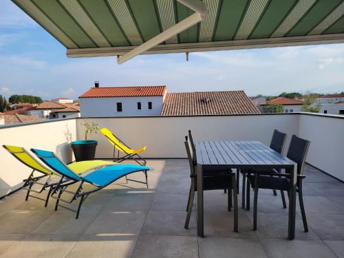 المرافق, Studio vue montagne in Rivesaltes
