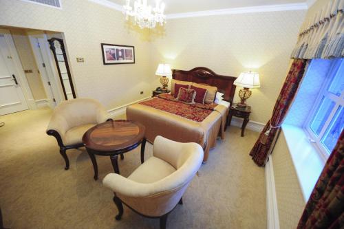 Kilronan Castle Hotel & Spa - image 10