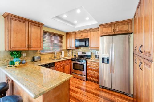 Juniper Coastal Home in Carlsbad, USA