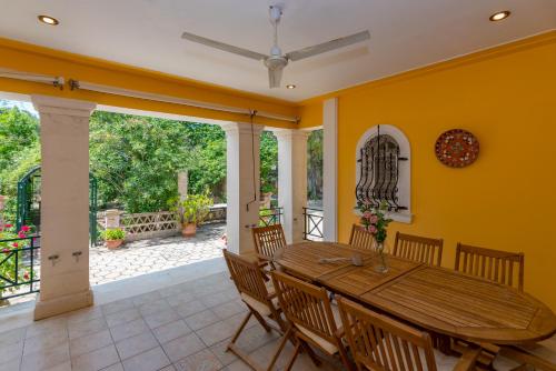 Létesítmények, Yiolanda Pool Villa by "Elite" in Egyéb