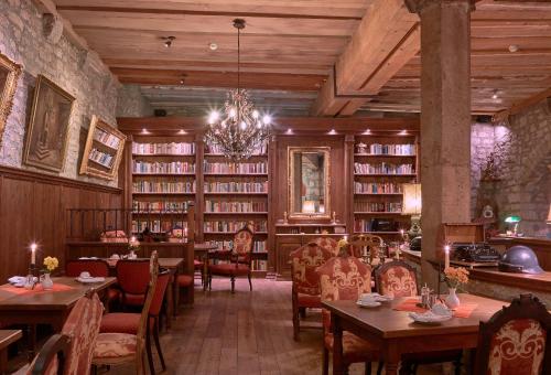 ヒストリック ホテル ゴティッシェス ハウス ガルニ