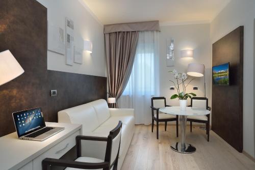 Hotel Bologna Airport - image 12