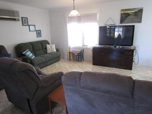 Retirement in Whiting in Black Point