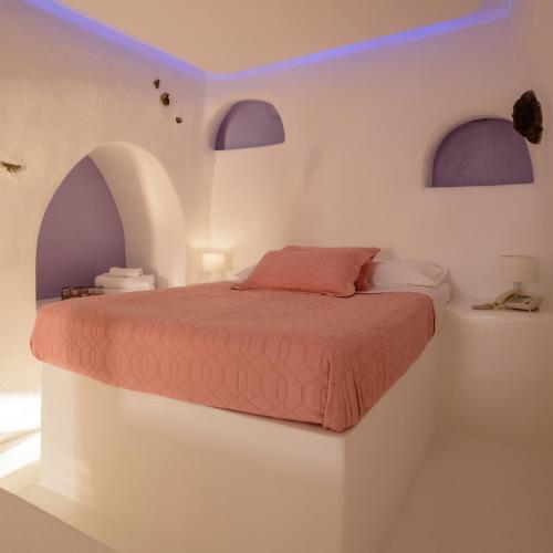 Abyssanto Suites and Spa - image 4