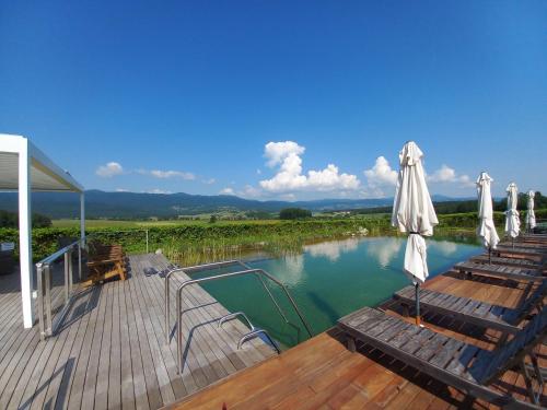 Attraktioner i nærheden, Glamping Maleric with Natural Pool in Dragatus