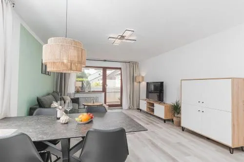 Cruwzo - Fantastic Apartment with Balcony and Parking in Waiblingen, Deutschland