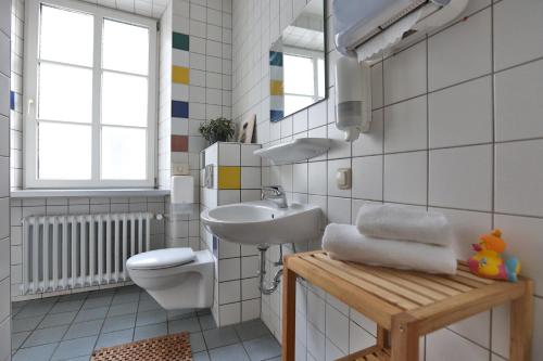 設施, Kolping Hostel Trier im Warsberger Hof in 特里爾城中心