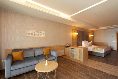 Secrets Sunny Beach Resort and Spa - Premium All Inclusive - Adults Only