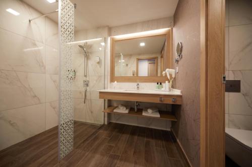 Secrets Sunny Beach Resort and Spa - Premium All Inclusive - Adults Only