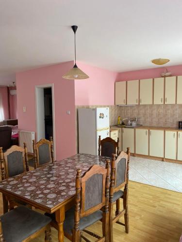 Konyha, Guest House Trajkovic Jagodina in Jagodina