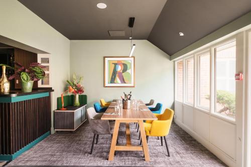 Holiday Inn Reading West an IHG Hotel - image 13