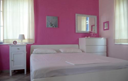 Vlichos Studio Apartment