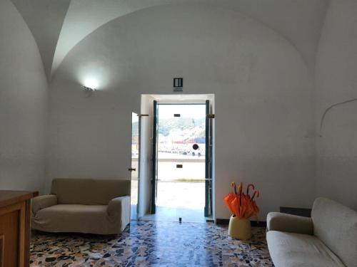Előcsarnok, Al Mari Suites in Ponza Island