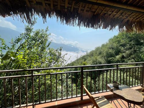 Ta Xua Ecolodge