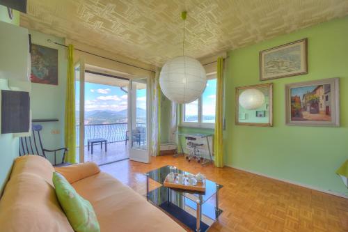 Easy Panorama Apartment Stresa Hill - Happy Rentals