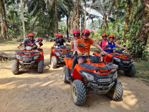Khao Sok River & Jungle Bungalow