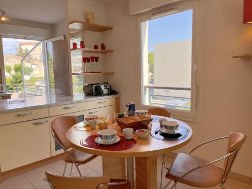 Appartement Lumineux a 1,5 km de la Plage avec 2 Terrasses - Frejus - FR-1-226A-159 near Cite Episcopale