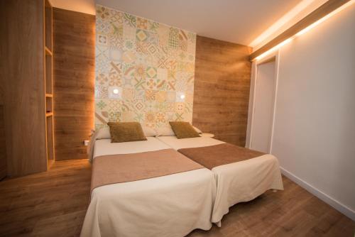 Hostal Marenostrum - main image