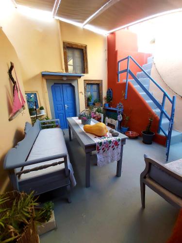 Emmantina Houses