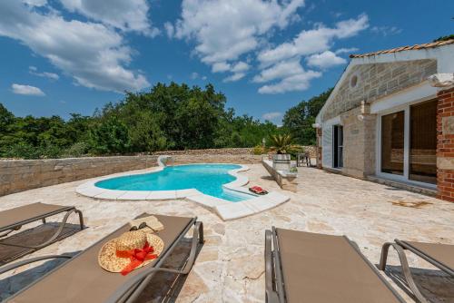 Bassein, Villa Rosemary ZadarVillas in Dračevac Ninski