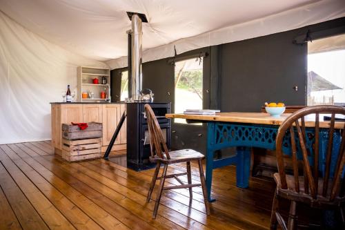 virtuve, Canvas & Campfires, Luxury Safari Tent Glamping, only Seren Tent has a hot tub in Llanwenog
