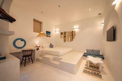Standard King Room room in Happiness Hotel