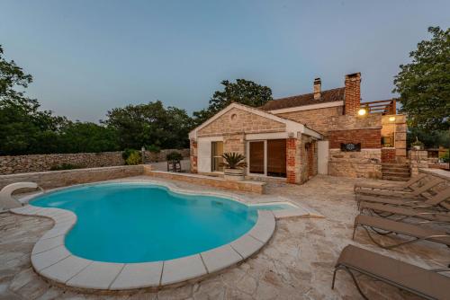 Hotelli välisilme, Villa Rosemary ZadarVillas in Dračevac Ninski