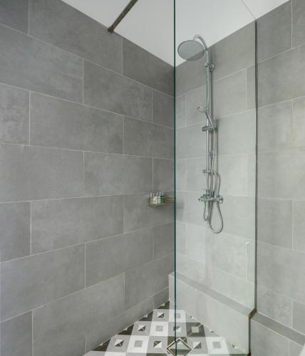 Three-Bedroom Suite image 3