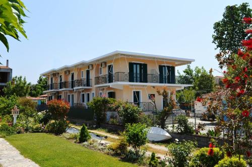 EVIA DREAM FAMILY APARTMENTS