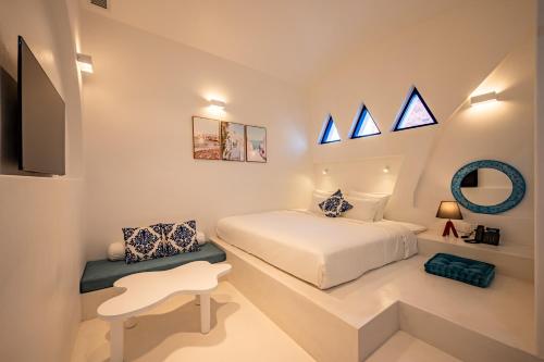 Superior King Room room in Happiness Hotel