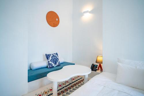 Superior Triple Room image 5
