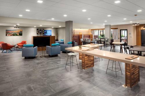 Courtyard by Marriott Seattle Northgate, Seattle (photo 10)