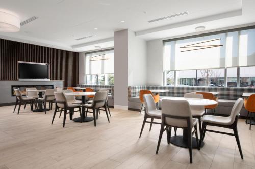 Residence Inn by Marriott St Louis Clayton - image 6