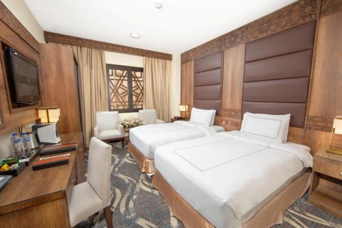 Dallah Taibah Hotel Room Type - Premium Two Rooms Suite With Two Washrooms Without Living Room