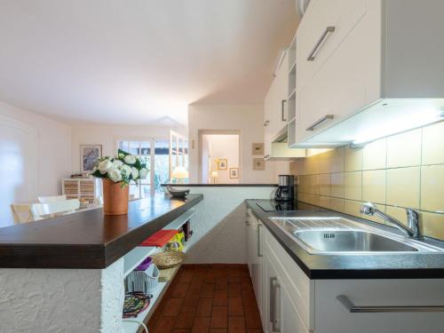 Apartment Les Mas de Gigaro by Interhome in La Croix-Valmer