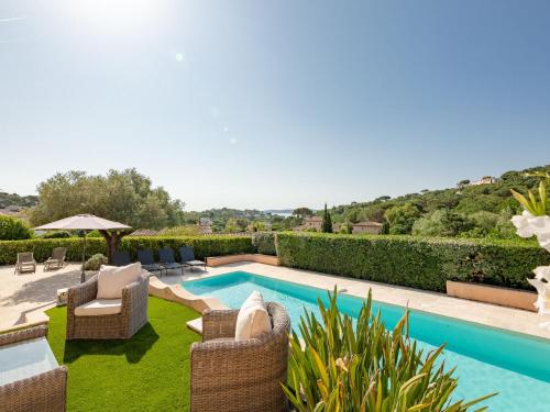 Villa Le Petit Rouveau by Interhome - Location, gîte - Grimaud