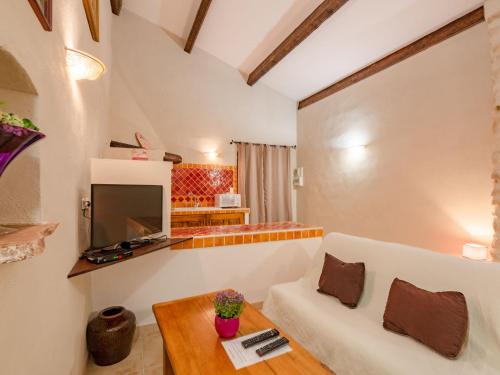 Apartment Marjolaine by Interhome in Bauduen