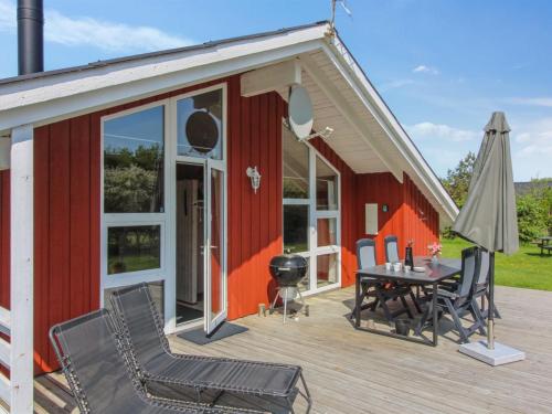 Holiday Home Menka - 1-3km from the sea in NW Jutland by Interhome