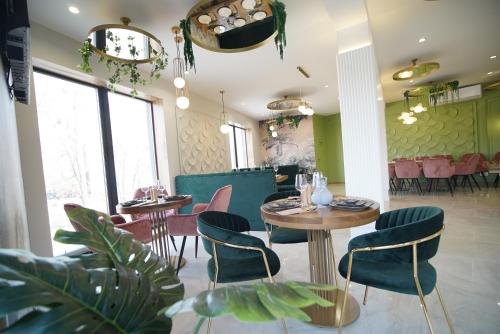 Étterem, HIDE PARK Hotel in Pysarivka