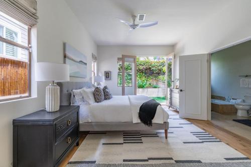 Water and sunset views in dreamy Cardiff by the sea in Encinitas, USA